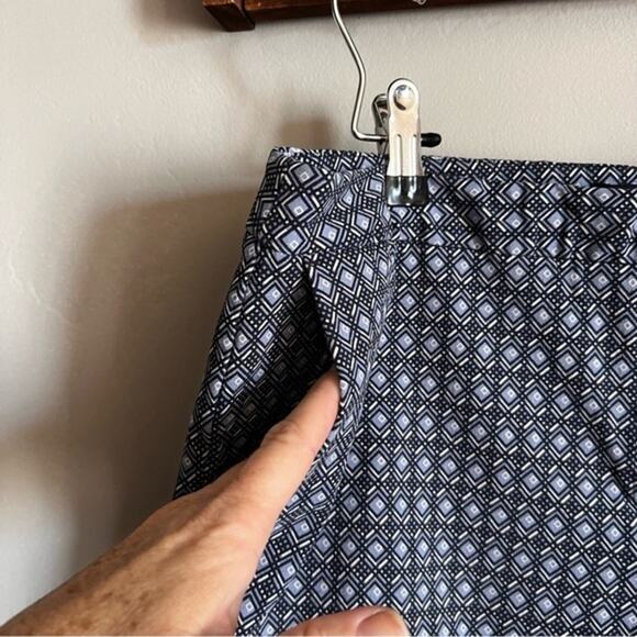 Mario Serani Italy Women’s Comfort Stretch Blue Bermuda Shorts Size 12 - Picture 5 of 7